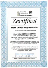 Zertifikat Geprüfter Fitnesscoach mit Fitnesstrainer-A/B-Lizenz und Personal-Trainer-Lizenz (medical fitness) von Lukas Heynemeier, Deutsche Akademie für Medical Fitness